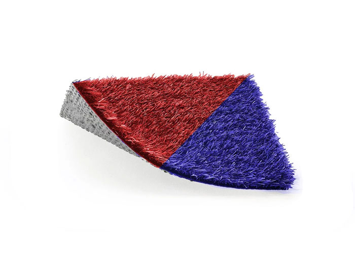 gazon synthétique saccinto play rouge et bleu